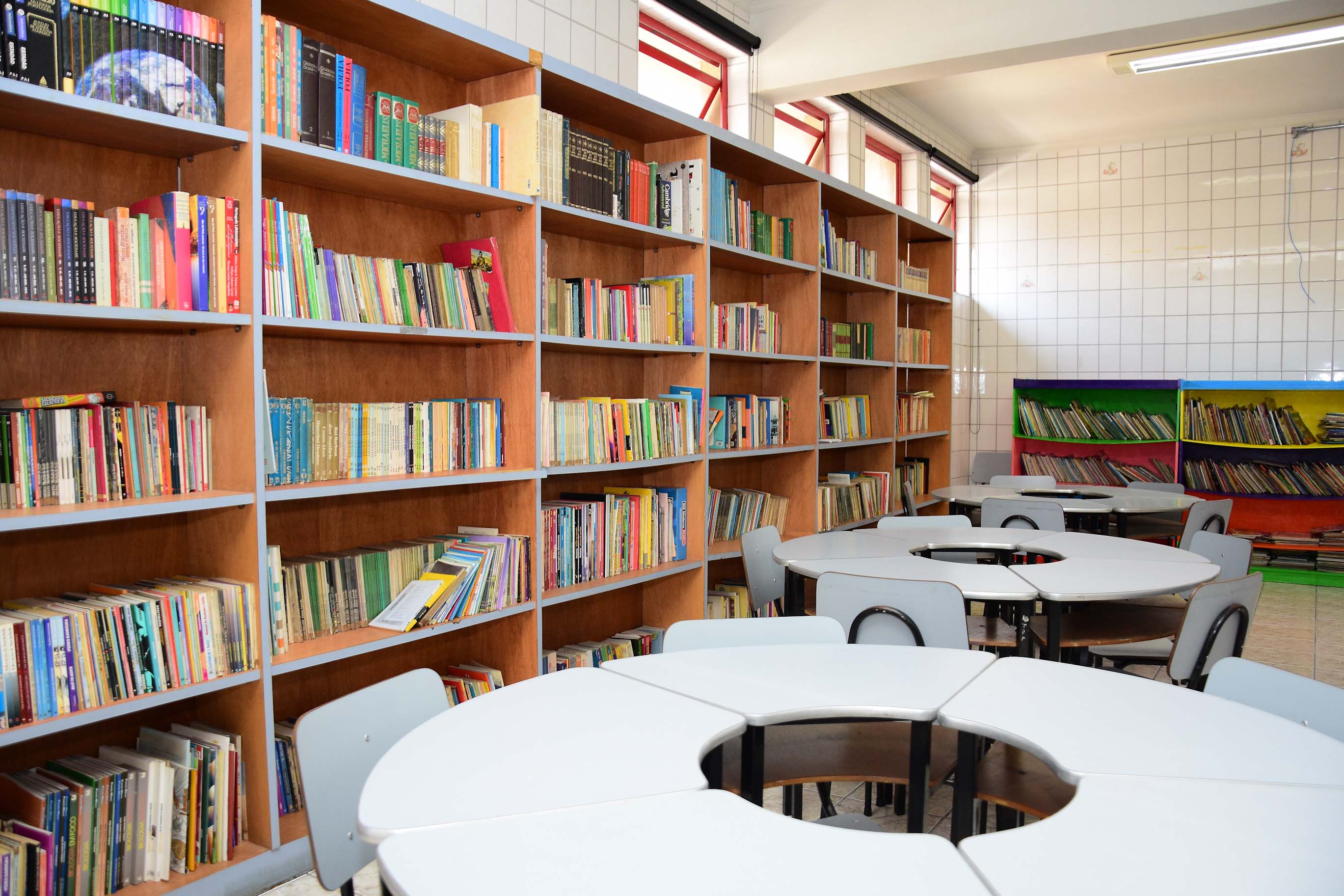 Biblioteca do Colégio Super Humanos